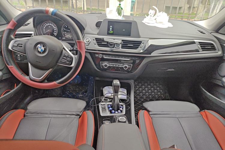 Used BMW 1 Series 2018 Facelifted 118i Sport Edition Center Console