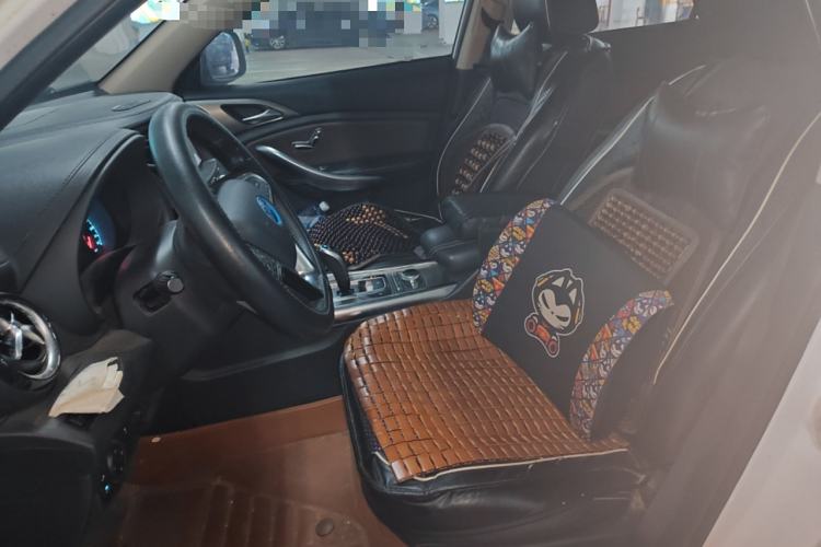 Used BYD Song New Energy 2017 Song DM 1.5TID All-Wheel Drive Prestige Model Left Front Seat