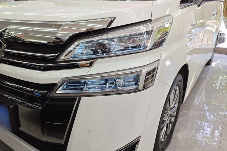 Used Toyota Vellfire 2021 Crown Dual-Engine 2.5L HV Luxury Edition