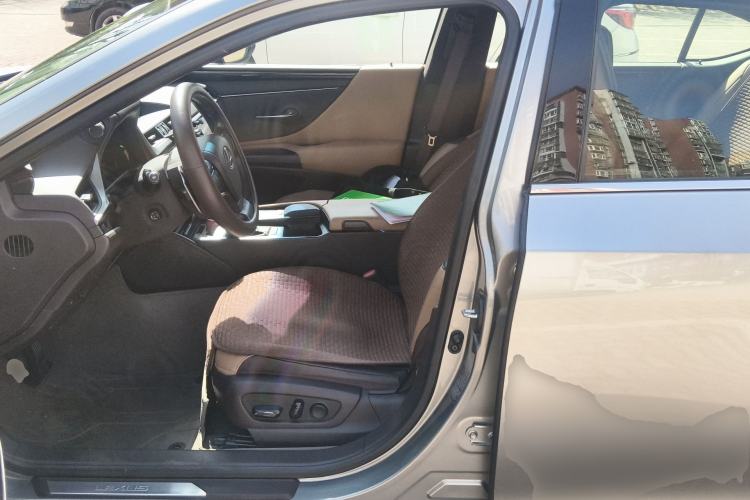 Used Lexus ES 2020 200 Excellence Edition Left Front Seat