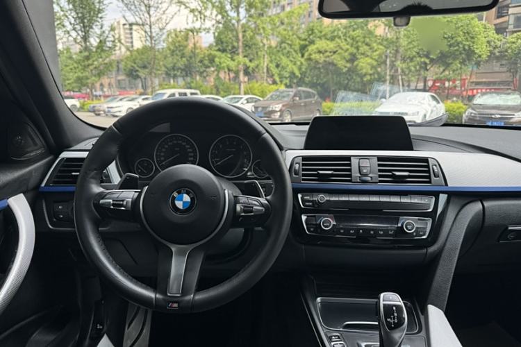 Used BMW 3 Series 2018 320i M Sport Package
