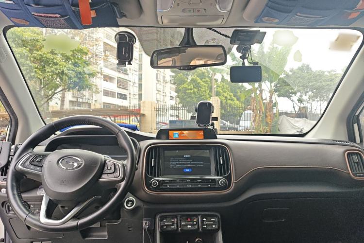 Used AION Trumpchi GE3 2018 530 Internet Premium Edition Center Console