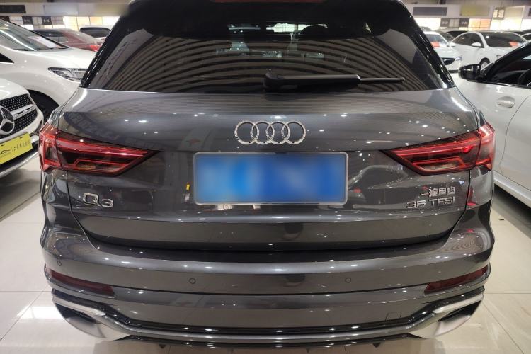 Used Audi Q3 2024 35 TFSI Fashion Dynamic Edition

