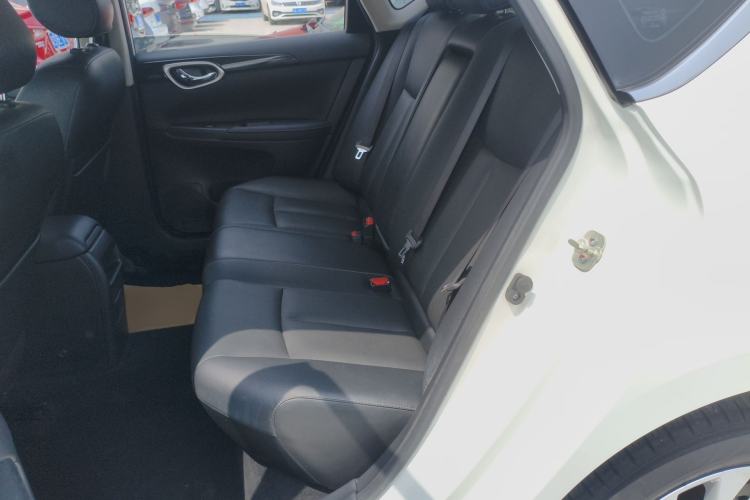 Used Nissan Sylphy 2018 1.6XV CVT Deluxe Edition Left Rear Seat