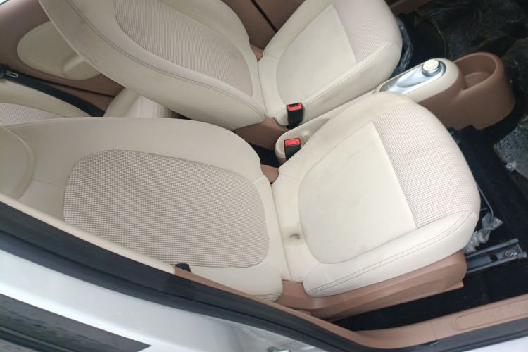 Used Wuling Hongguang MINIEV 2025 Four-Door Version Premium Edition Right Front Seat