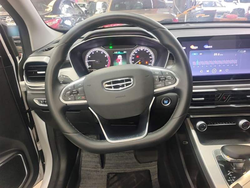 Used Geely Auto Coolray 2023 1.5T DCT Platinum Edition — 11