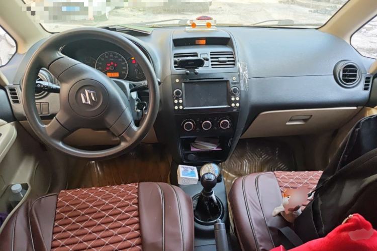 Used Suzuki SX4 S-Cross 2012 1.6L Manual - Practical Upgraded Version
