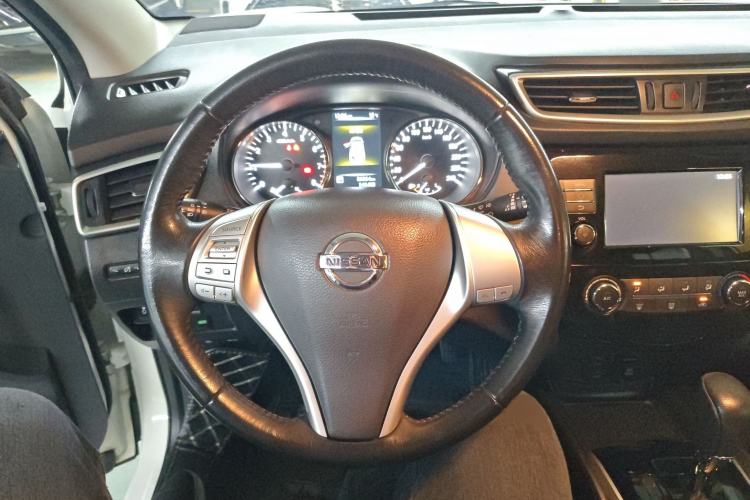 Used Nissan Qashqai 2017 2.0L CVT Smart Enjoyment Version China VI Standard Steering Wheel