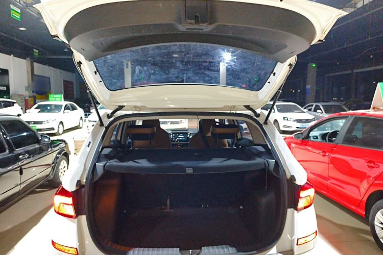 Used Skoda Kamiq 2018 1.5L Automatic Comfort Edition China VI Standard Trunk