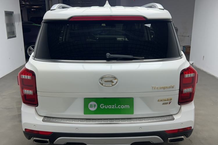 Used GAC Trumpchi GS8 2017 320T Two-Wheel Drive Luxury Smart Connectivity Version (7 Seats) Exterior 3