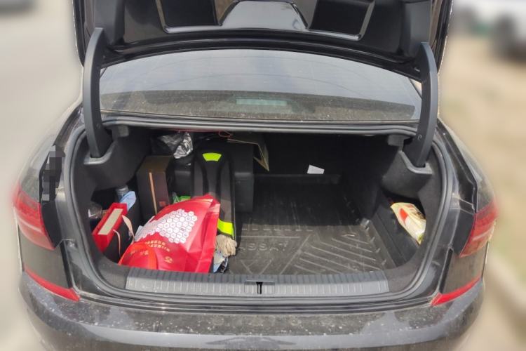 Used Volkswagen Passat 2021 330TSI Luxury Edition Trunk