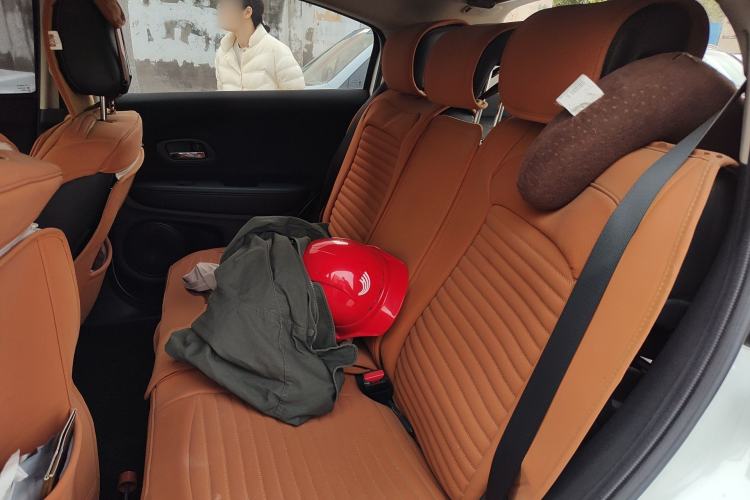 Used Honda Vezel 2017 1.8L CVT Front-Wheel Drive Pioneer Edition