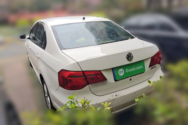 Used Volkswagen Jetta 2015 1.6L Manual Comfort Model
