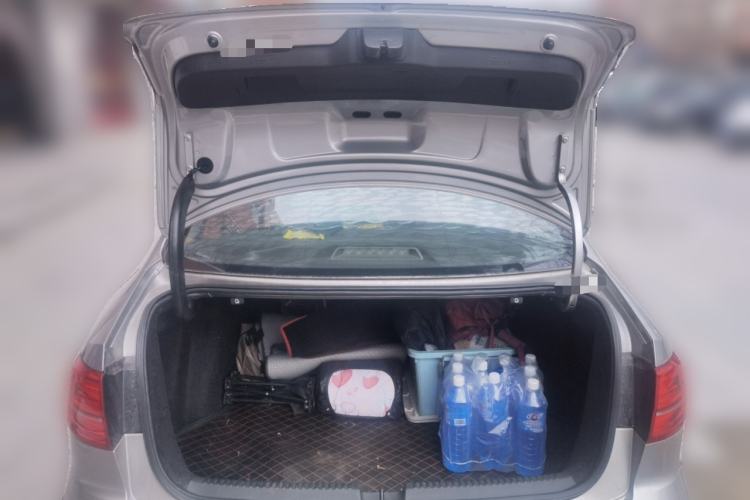 Used Volkswagen Sagitar 2017 1.6L Manual Comfort Model Trunk