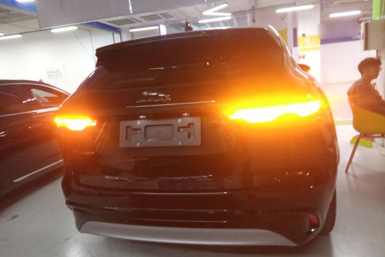 Used Jaguar F-PACE 2021 250 PS
