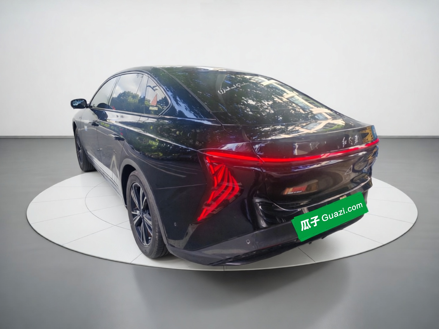 Hongqi EH7 2024 690 Pro — снимка 4