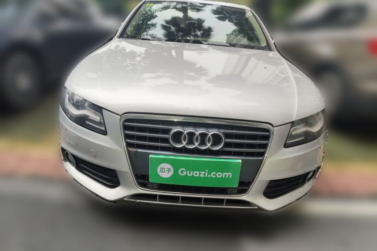 Used Audi A4L 2012 2.0 TFSI automatic standard version