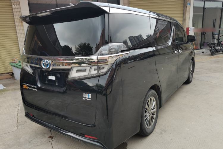 Used Toyota Vellfire 2021 Crown Dual-Engine 2.5L HV Prestige Edition Rear Right 45 Deg