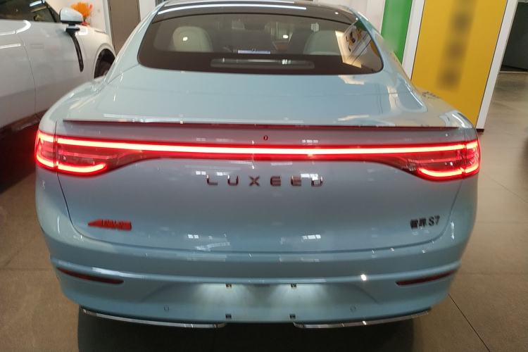 Used Hima Luxeed S7 2024 Ultra Four-Wheel Drive Flagship Edition