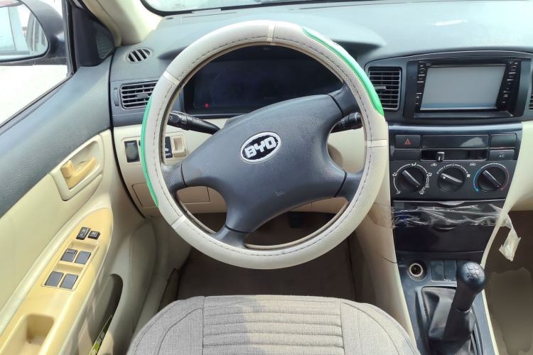 Used BYD F3 2012 Energy-Saving Edition 1.5L Manual Standard Model