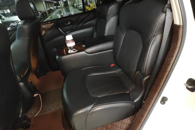 Used Infiniti QX80 2016 5.6L 4WD