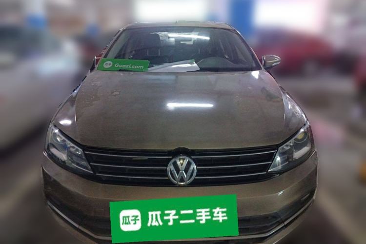 Used Volkswagen Sagitar 2015 230TSI Automatic Comfort Version Front