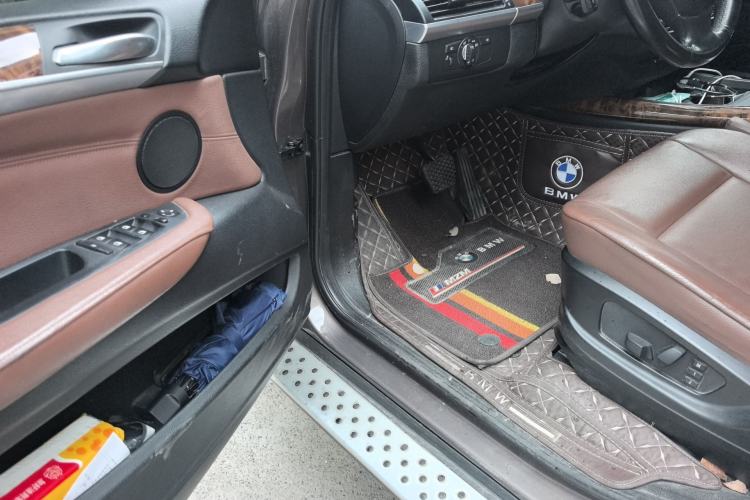 Used BMW X5 2011 xDrive35i Leading Model Driver Seat