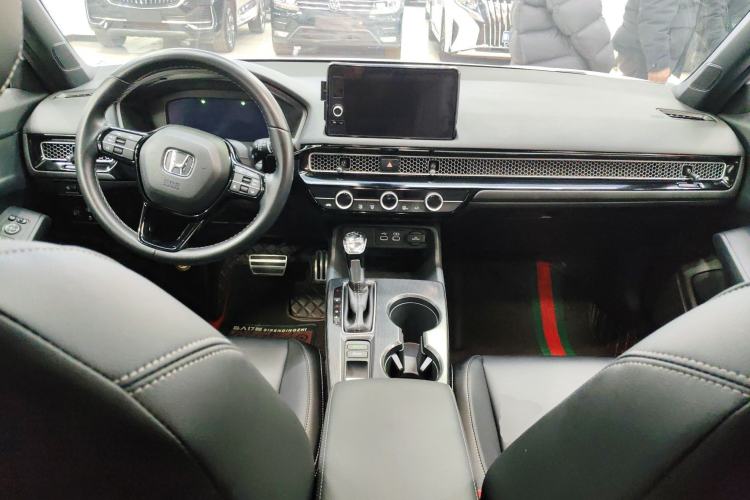 Used Honda Civic 2022 240TURBO CVT Dynamic Edition
