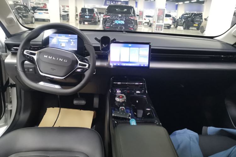 Used Wuling Xingguang 2024 Co-creation Edition 150 Standard Model