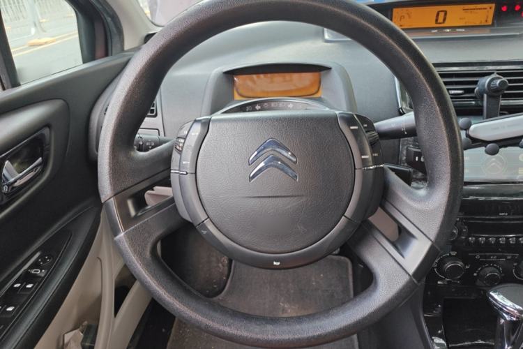 Used Citroen C-Quatre 2014 VTS Version 1.6L Automatic Prestige Model Steering Wheel