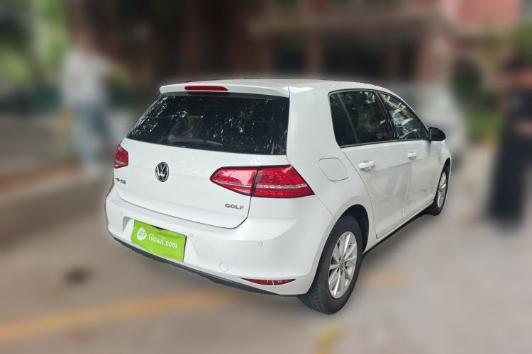 Used Volkswagen Golf 2016 1.6L Automatic Fashion Model Rear Right 45 Deg