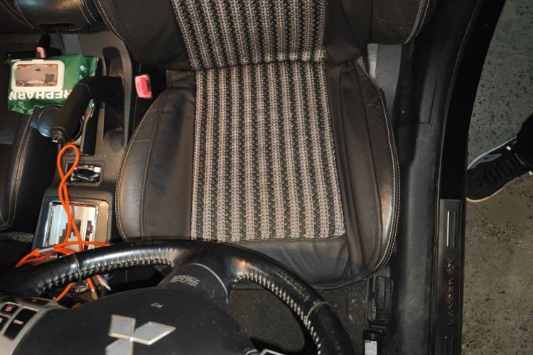 Used Mitsubishi Lancer EX 2011 Xinyuan Edition 2.0L CVT Flagship Model Left Front Seat