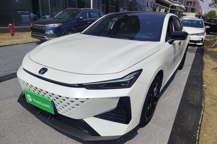 Used Changan UNI-V 2024 1.5T Prestige Edition