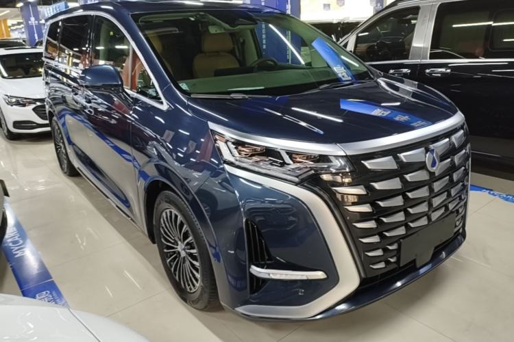 Used Denza D9 2022 DM-i 970 Four-Wheel Drive Flagship Model Exterior 1