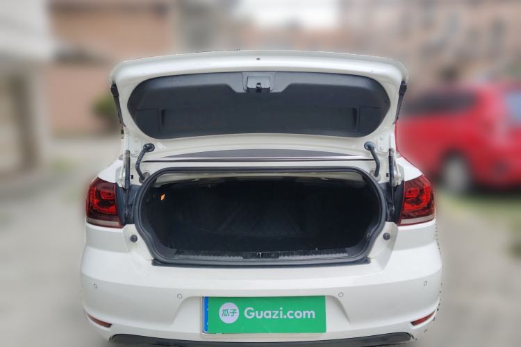 Used Volkswagen Golf 2012 1.4TSI Luxury Convertible Edition Trunk