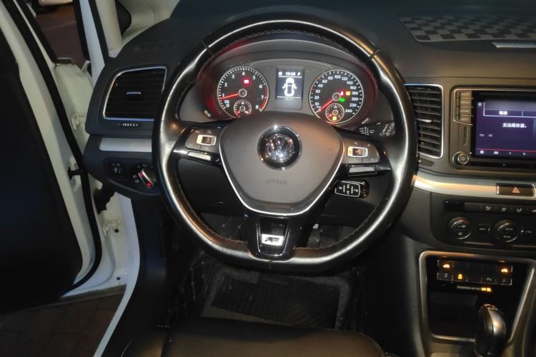 Used Volkswagen Sharan 2016 380TSI Comfort Edition 7-Seater
