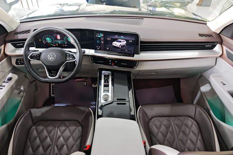 Used Volkswagen Tavendor 2023 380TSI Four-Wheel Drive R-Line Cruise Edition Interior 1