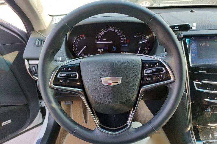 Used Cadillac ATS-L 2017 28T Tech Edition Interior 4