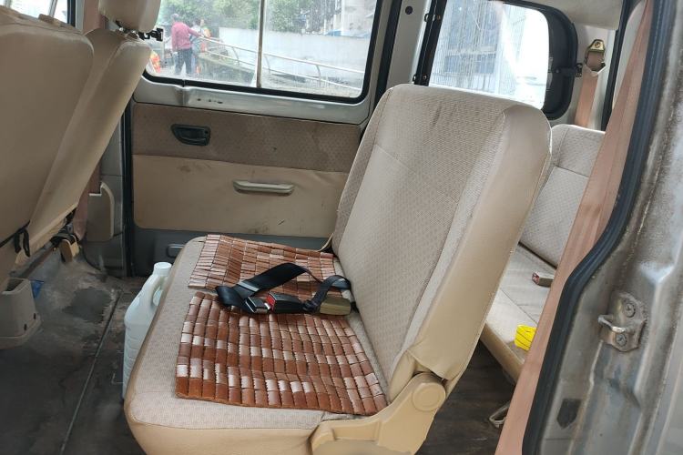 Used Jinbei Starfish A7 2011 1.0L Standard Edition DL465Q5 Left Rear Seat