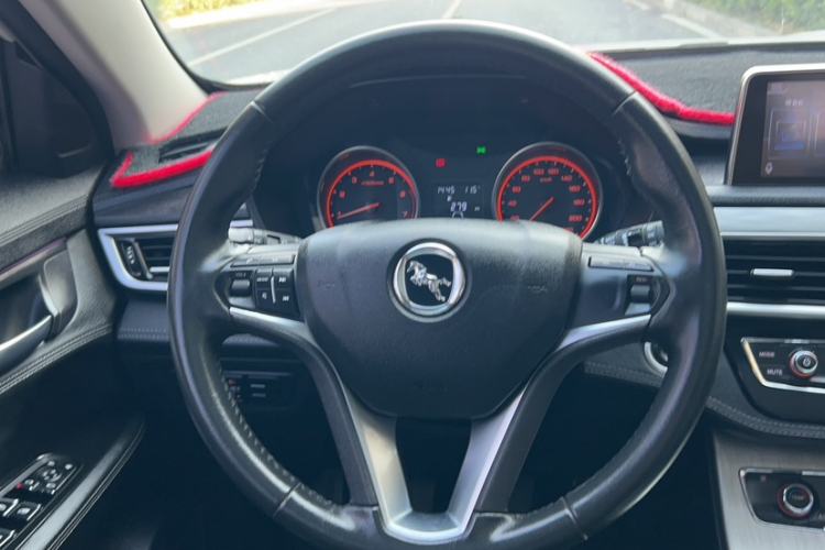 Used Hanteng X5 2018 1.5T Manual Luxury Edition