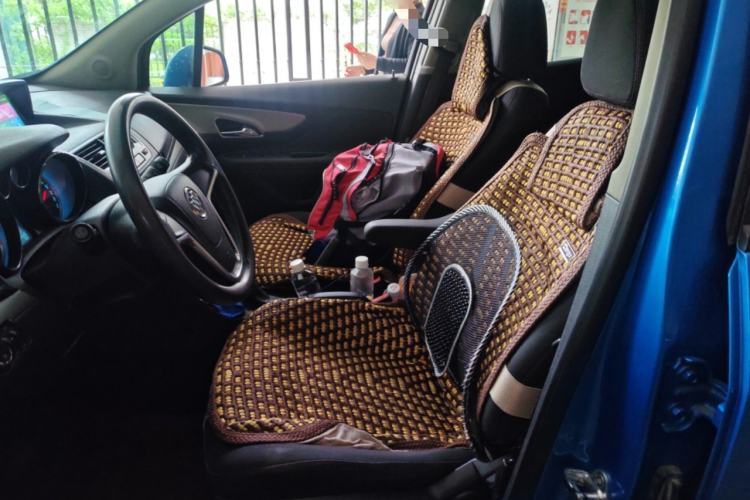 Used Buick Encore 2015 1.4T Automatic Two-Wheel Drive Urban Elite Version
