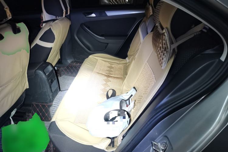 Used Volkswagen Sagitar 2012 1.6L Automatic Fashion Edition Left Rear Seat