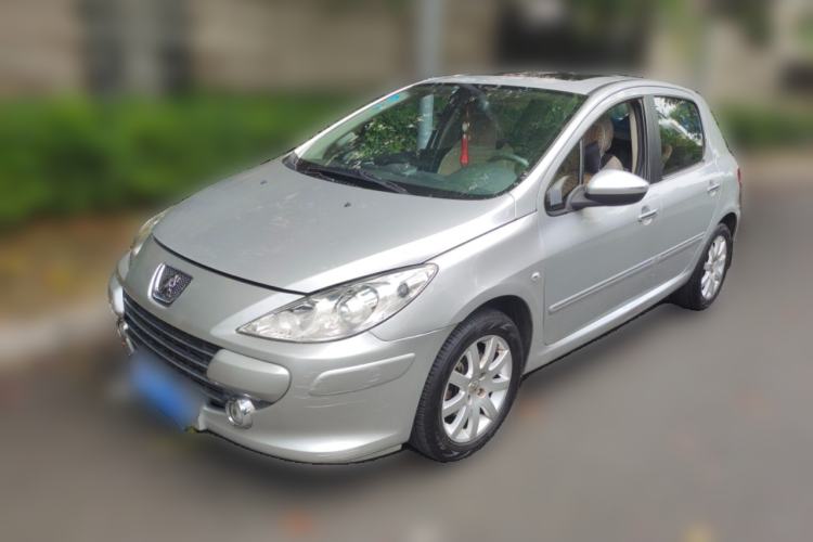 Used Peugeot 307 2013 Hatchback 1.6L Manual Comfort Edition
