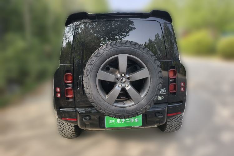 Used Land Rover Defender 2025 110 3.0T P400 – Dynamic HSE