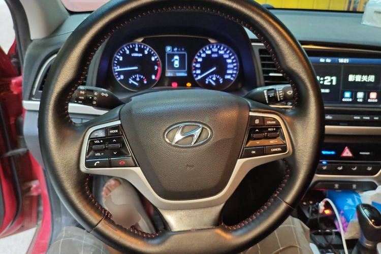 Used Hyundai Elantra (6th Generation / Lingdong) 2016 1.6L Automatic ZhiXuan – Elite Version Steering Wheel