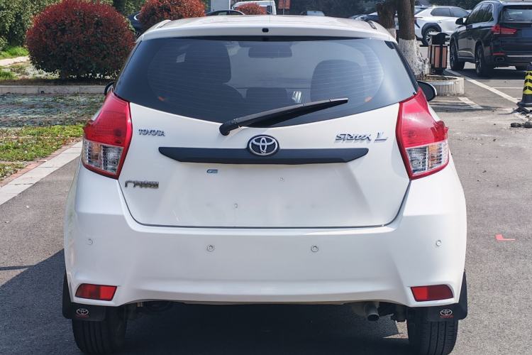 Used Toyota YARiS L Zhi Xuan 2014 1.3E Manual Charm Edition