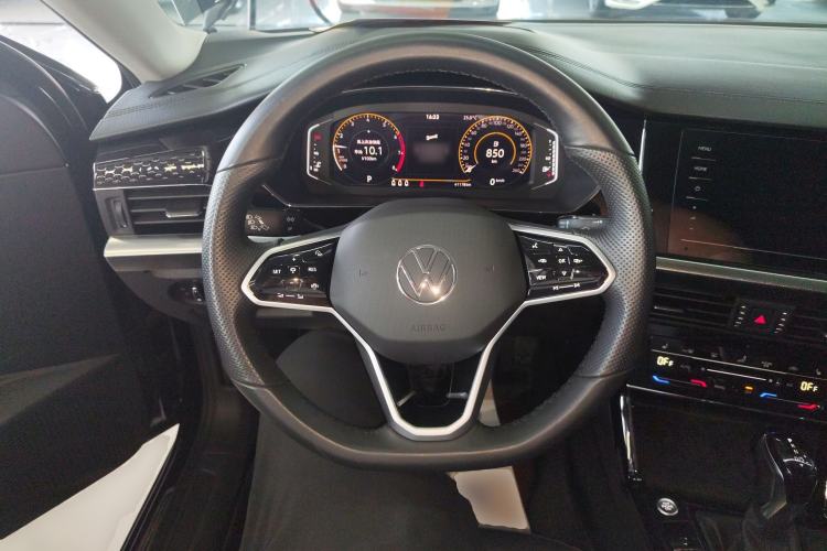 Used Volkswagen Passat 2023 330TSI Starry Elite Edition
