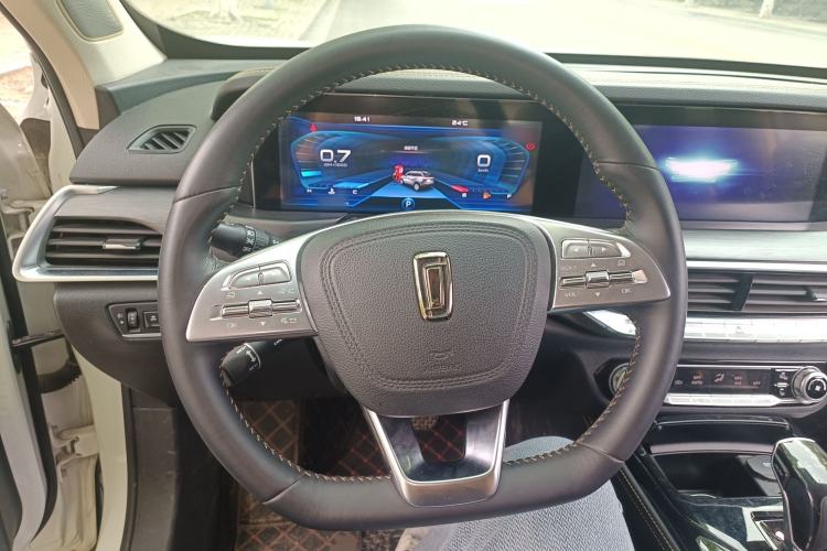 Used Bestune T77 2020 PRO 280 TID Automatic Prestige Model Steering Wheel