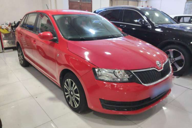 Used Skoda Rapid Spaceback 2014 1.6L Automatic Enjoyment Edition