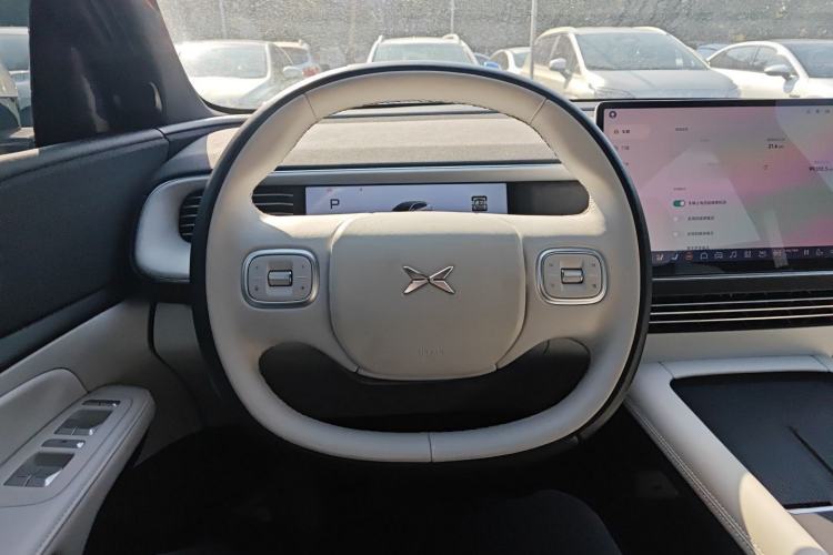 Used XPeng G6 2023 580 Long-Range Pro Steering Wheel